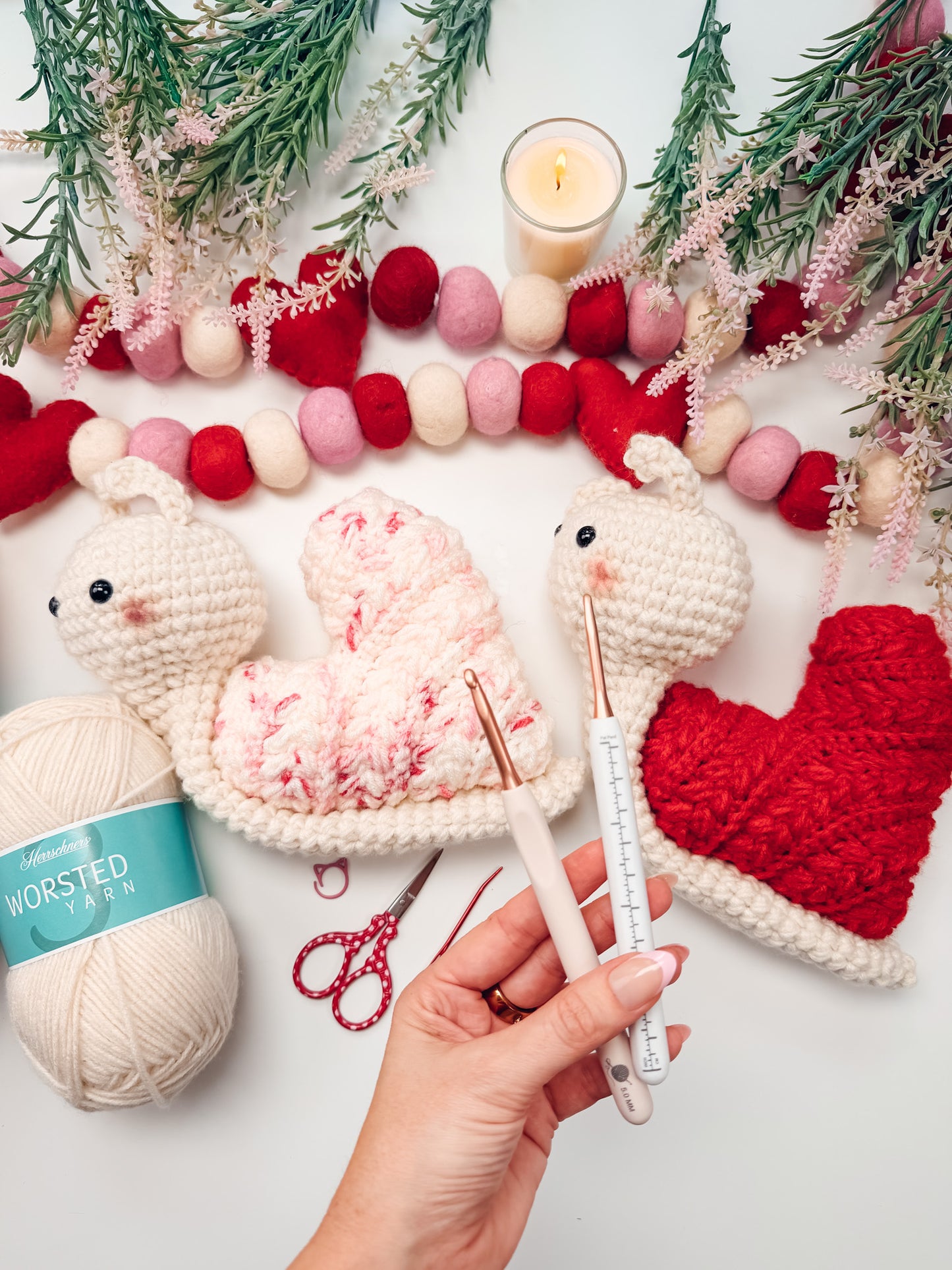 Wheat Stitch™ Snail Crochet Pattern + Step-by-Step Video Tutorial