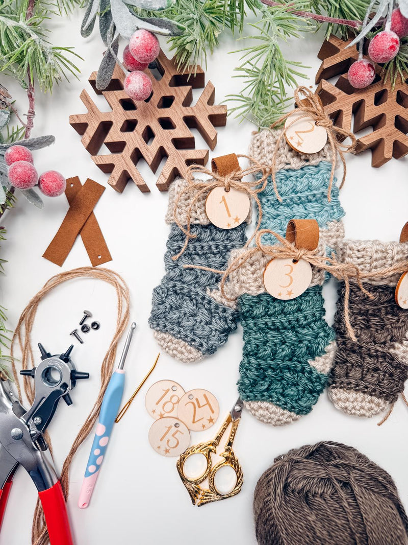 CROCHET PATTERN + VIDEO Wheat Stitch™ Mini Stocking Crochet Pattern, Quick Diy Gift Card Holder, Holiday Mini Stocking Advent Calendar Easy