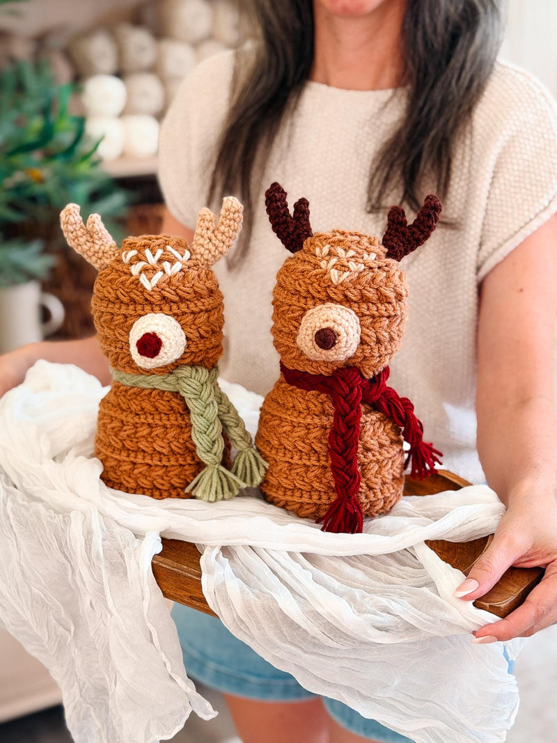 CROCHET PATTERN + VIDEO Wheat Stitch Reindeer | Textured Amigurumi | Worsted Weight | Christmas Decor | Instant Pdf Download