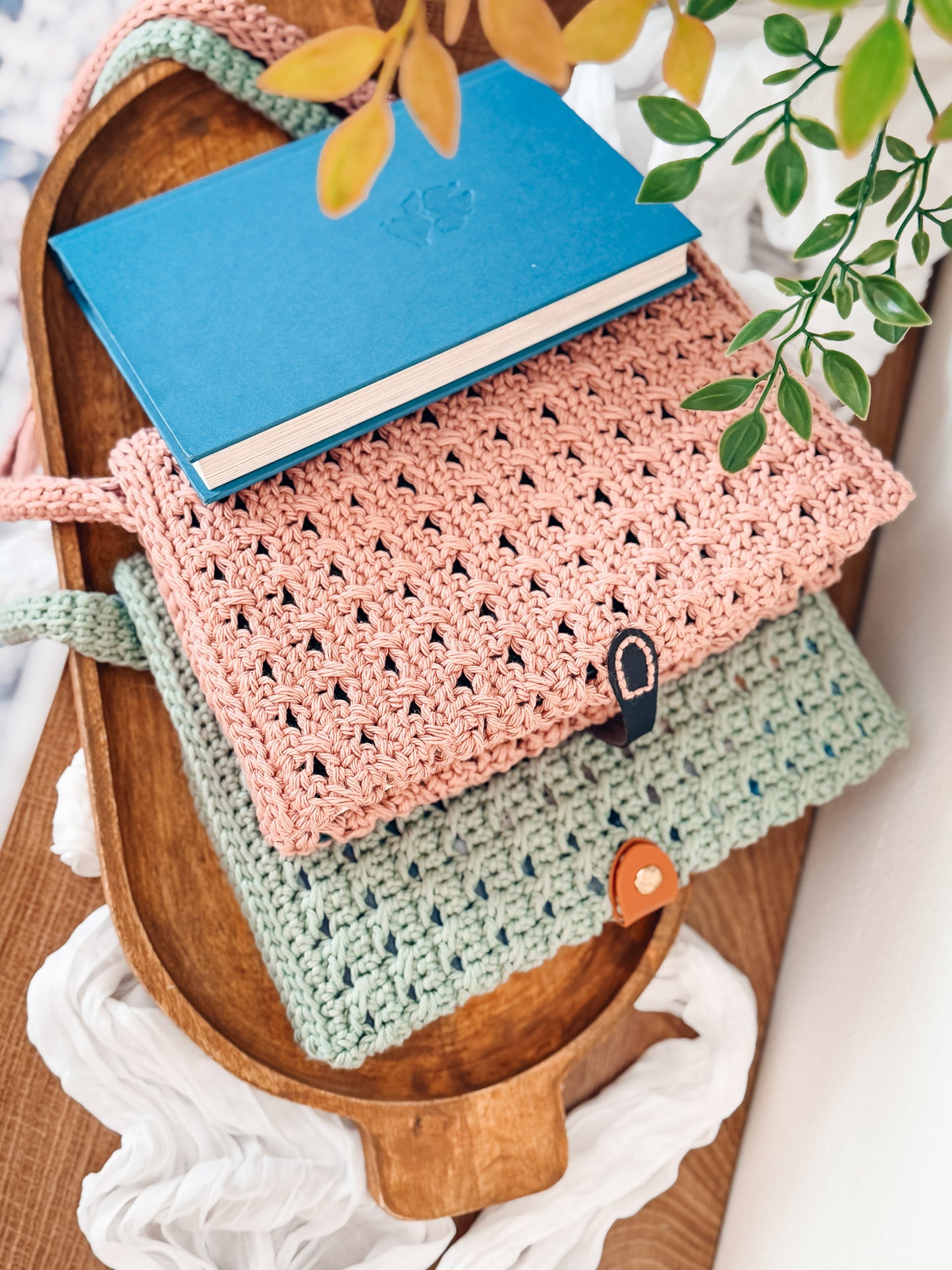 Reed Book Cover Crochet Pattern + Video | Made to Measure, Fits Any Book | Easy Lace Stitch | PDF