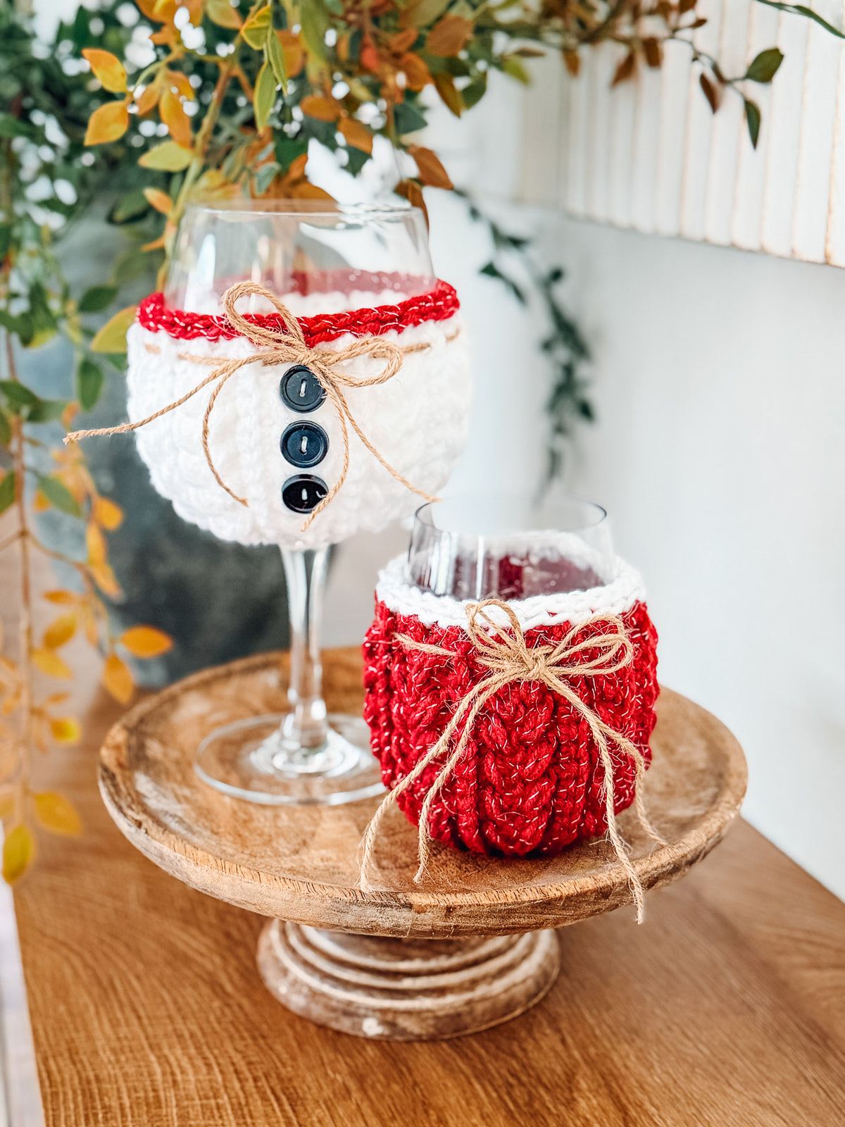 Wheat Stitch Wine Glass Cover Crochet Pattern + Video | 4 Sizes