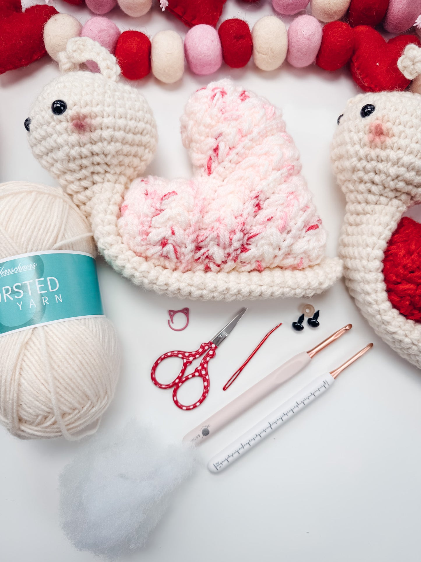 Wheat Stitch™ Snail Crochet Pattern + Step-by-Step Video Tutorial