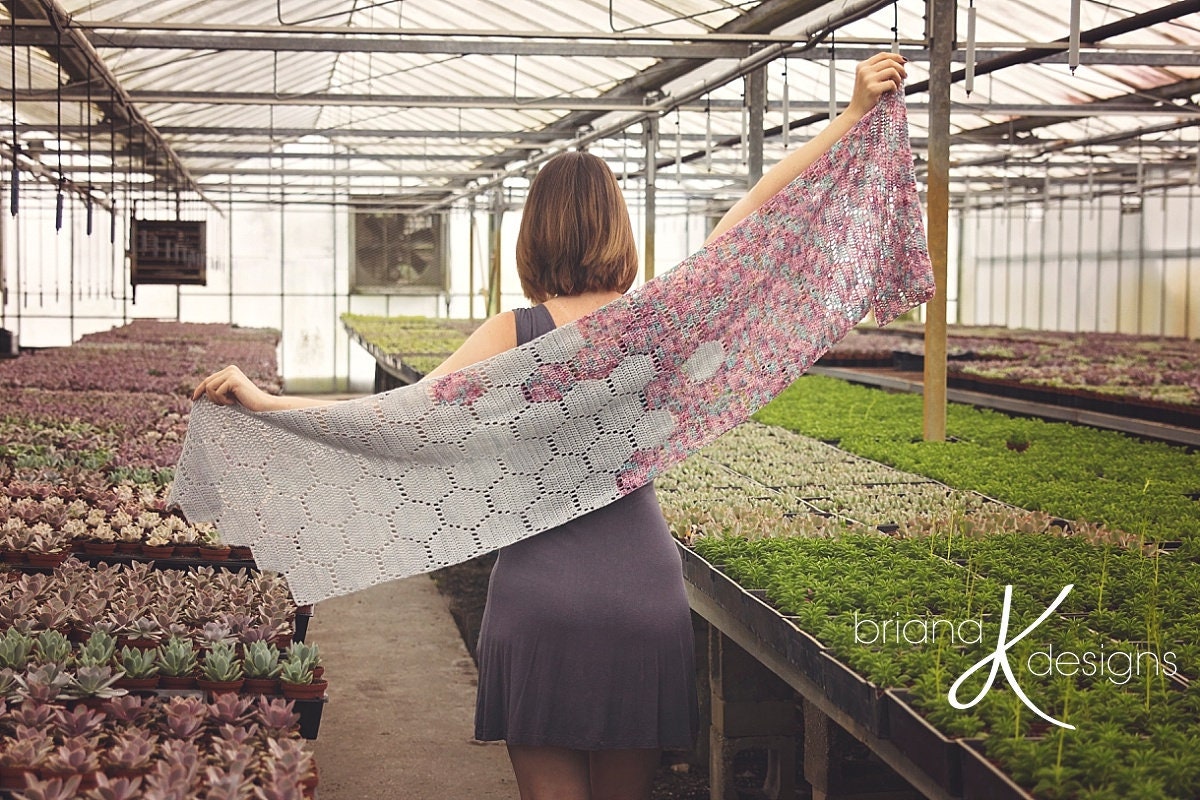 CROCHET PATTERN + VIDEO Modern Honeycomb Shawl Wrap, Easy Filet Crochet, Women's Accessory, Easy Beginner Pattern with Chart, 2 sizes.