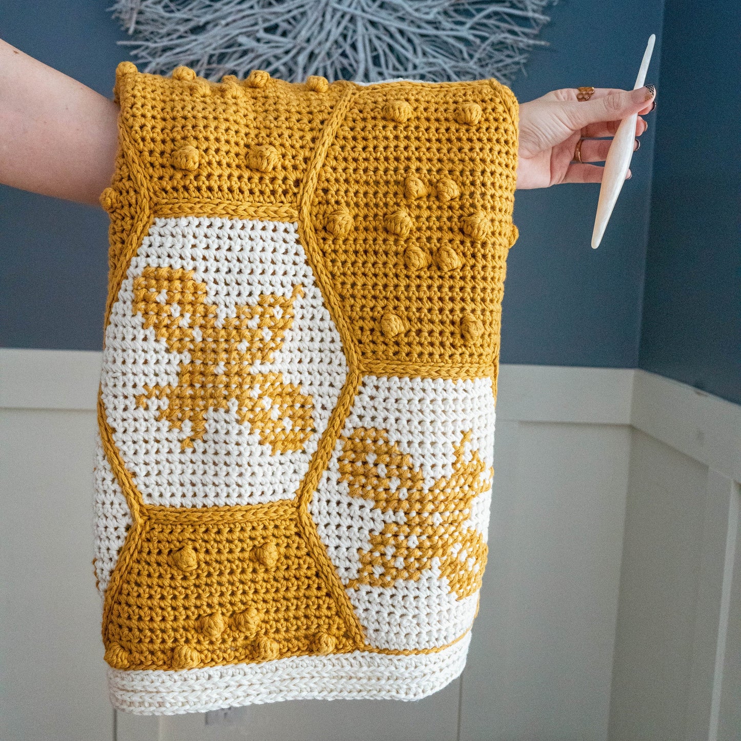 CROCHET PATTERN Honey Bee Crochet Blanket Instant Download PDF Pattern, Home Decor, Hexagon Quilt Style Crochet