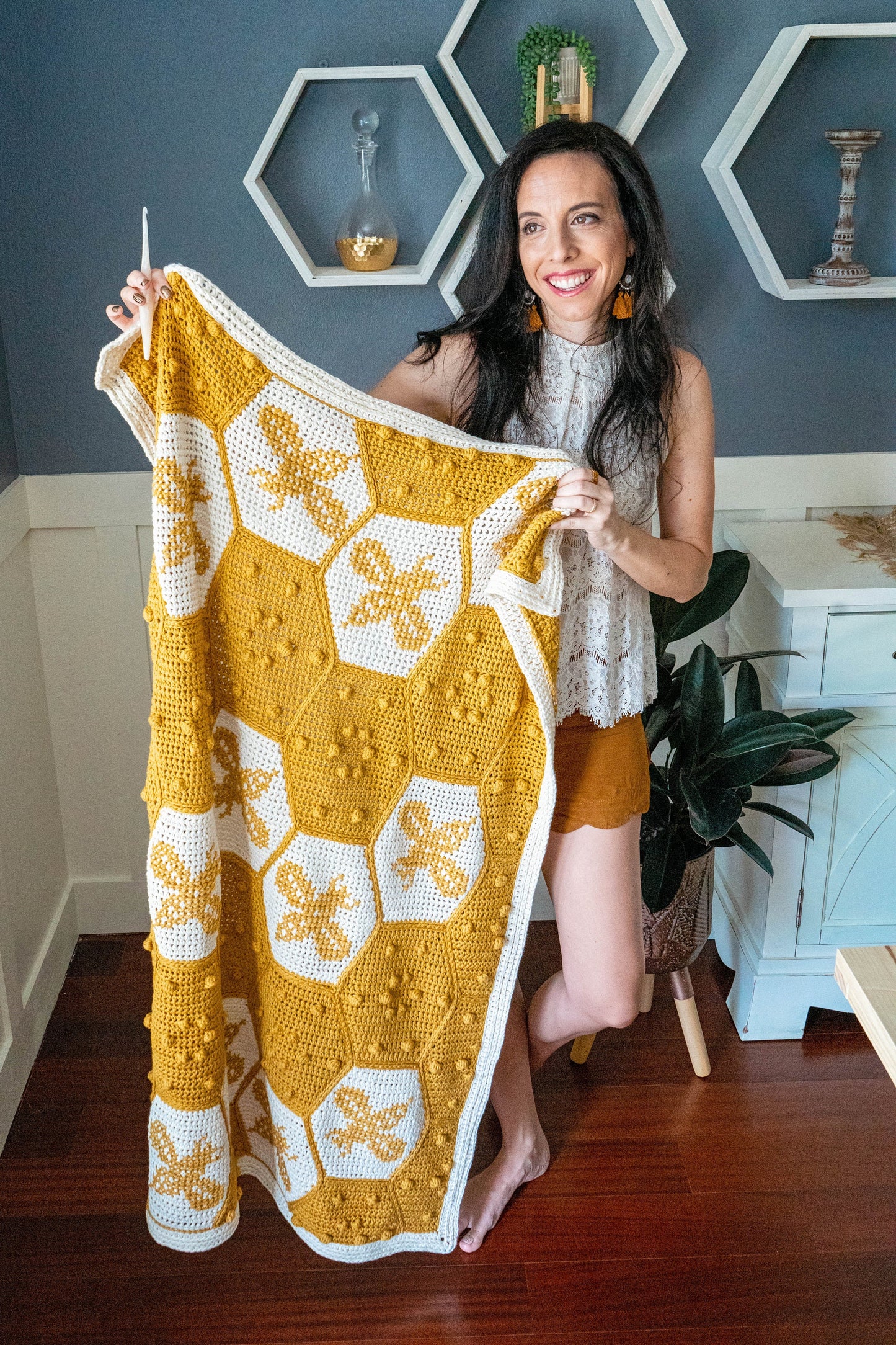 CROCHET PATTERN Honey Bee Crochet Blanket Instant Download PDF Pattern, Home Decor, Hexagon Quilt Style Crochet