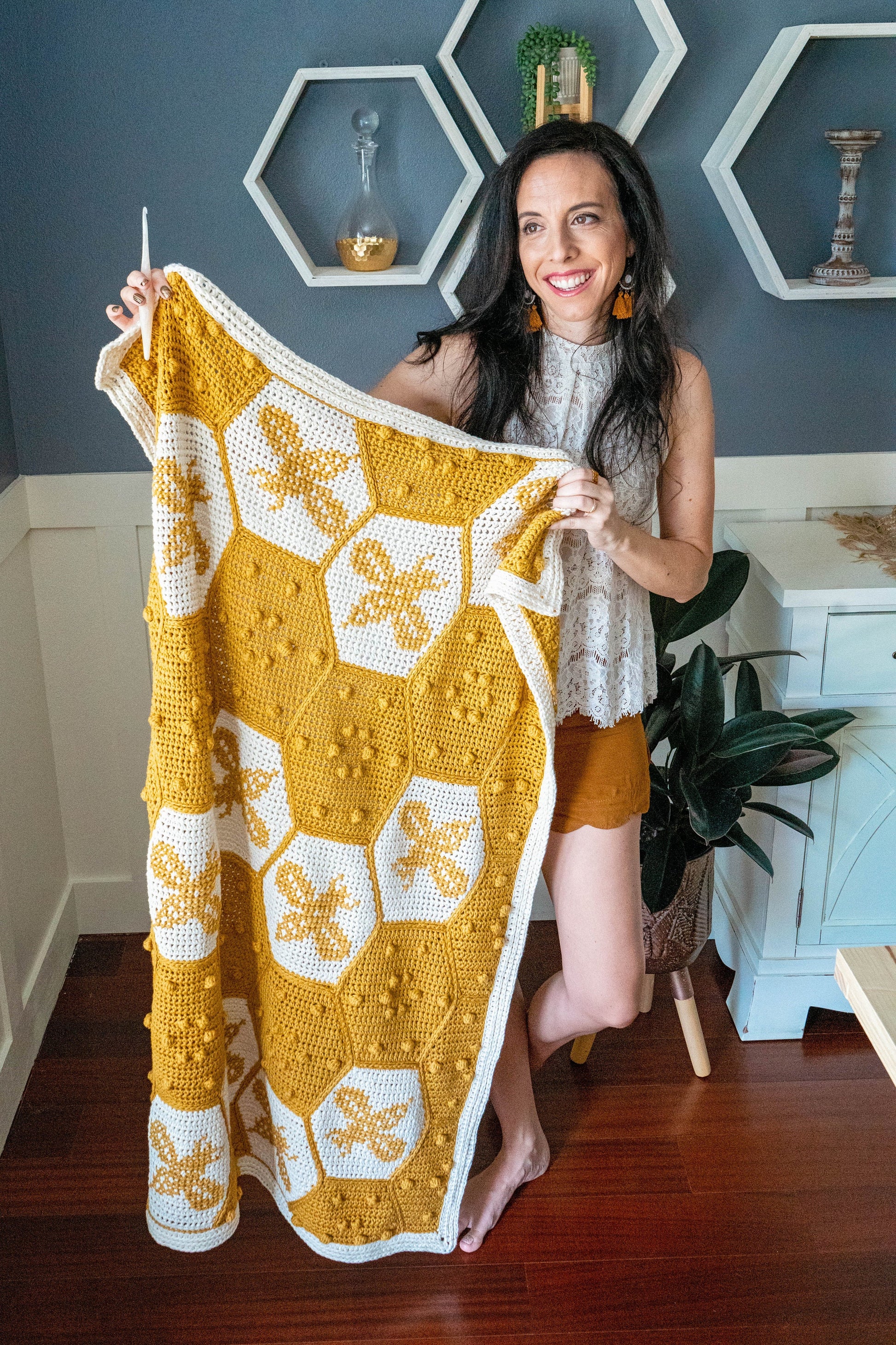 CROCHET PATTERN Honey Bee Crochet Blanket Instant Download PDF Pattern, Home Decor, Hexagon Quilt Style Crochet