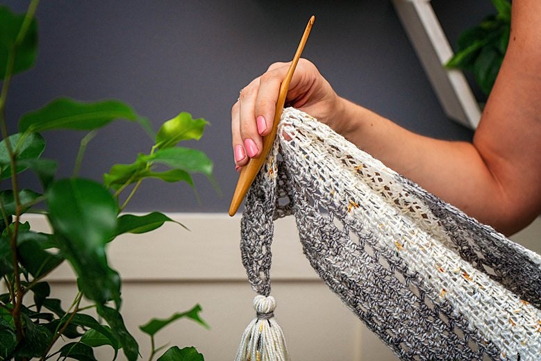 CROCHET PATTERN + VIDEO Hawthorne Tonal Crochet Shawl Instant Download Pattern, Diy Crochet Pattern, Women's Fashion and Gifts