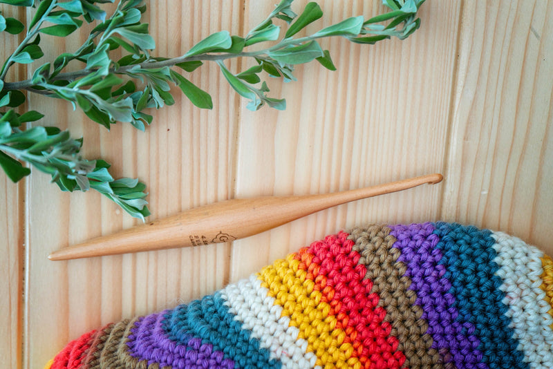 CROCHET PATTERN + VIDEO Felici Beginner Crochet Sock Pattern, Easy to follow crochet pattern footwear fashion, self-striping yarn