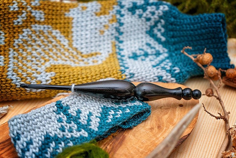 CROCHET PATTERN + VIDEO Squirrel Fair Isle Crochet Mitten Pattern, One Size Crochet Pattern, Winter Glove Mitten Accessories