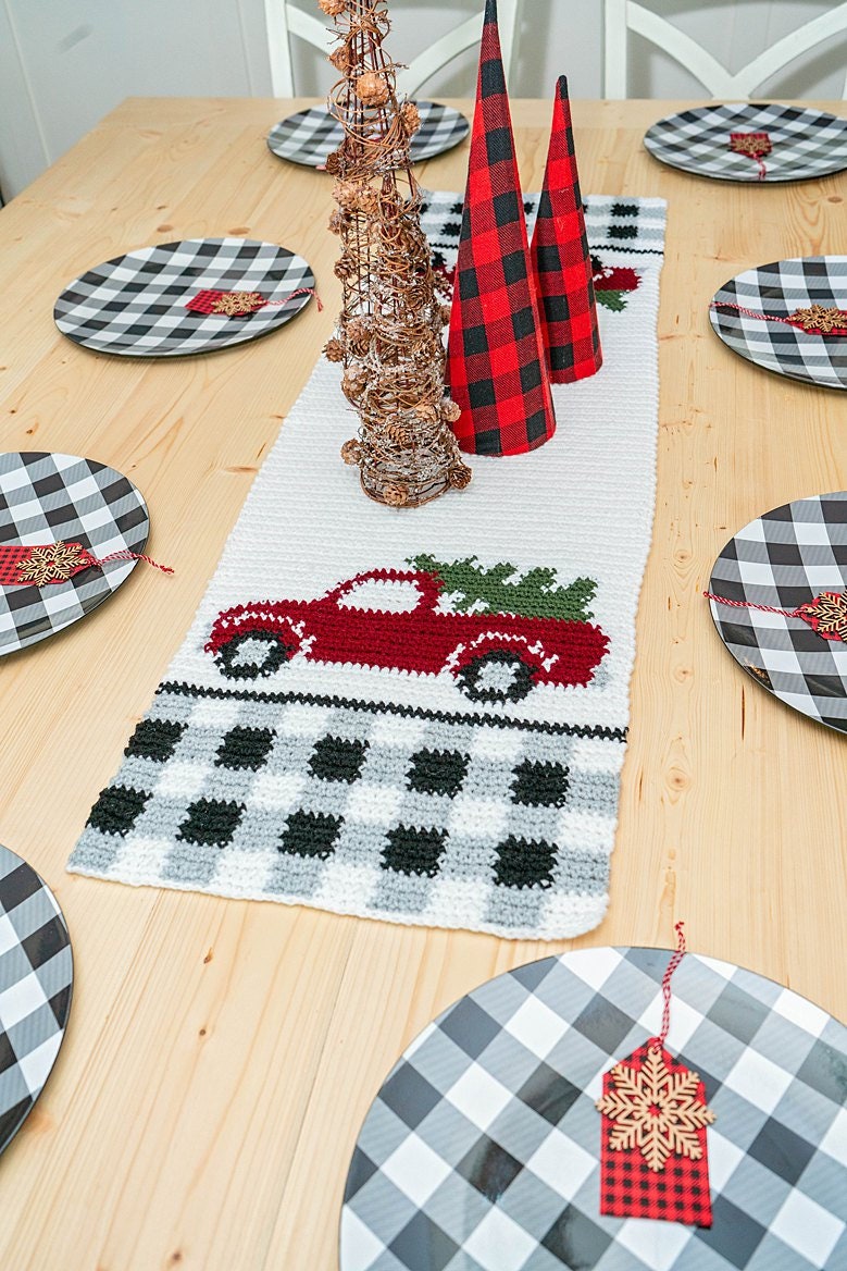 CROCHET PATTERN + VIDEO Red Christmas Truck Table Runner Crochet Pattern, Includes Chart, Holiday Christmas Decor Crochet Pattern