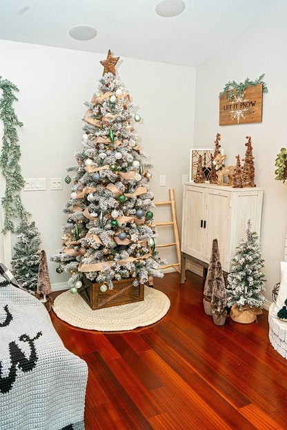 CROCHET PATTERN + VIDEO Wreath Tree Skirt Crochet Pattern, Home Decor, Holiday Crochet Decor Pattern, Christmas Home Decor