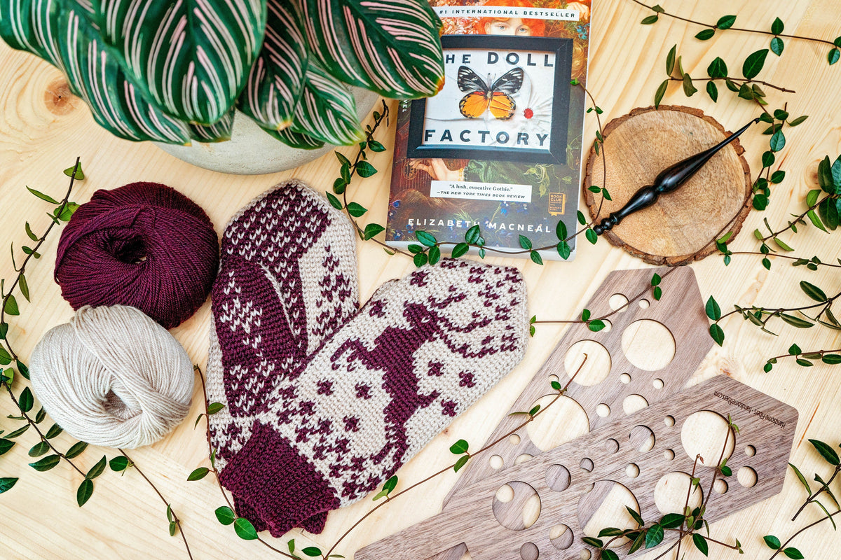 CROCHET PATTERN Deer Fair Isle Crochet Mitten Pattern, One Size Crochet Pattern, Winter Glove Mitten Accessories