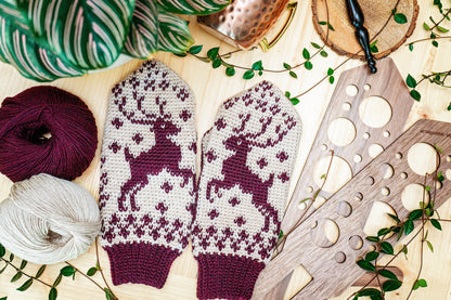 CROCHET PATTERN Deer Fair Isle Crochet Mitten Pattern, One Size Crochet Pattern, Winter Glove Mitten Accessories