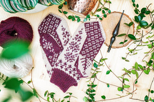 CROCHET PATTERN Deer Fair Isle Crochet Mitten Pattern, One Size Crochet Pattern, Winter Glove Mitten Accessories