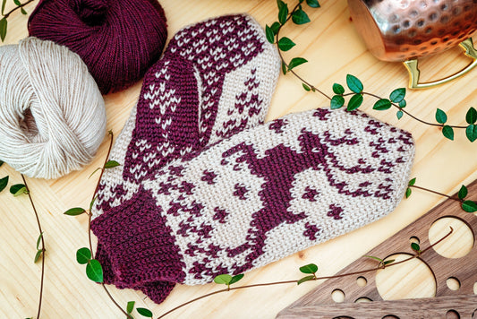 CROCHET PATTERN Deer Fair Isle Crochet Mitten Pattern, One Size Crochet Pattern, Winter Glove Mitten Accessories