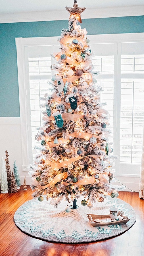 CROCHET PATTERN + VIDEO Pine Crochet Christmas Tree Skirt, Home Decor, Holiday Crochet Decor Pattern, Christmas Home Decor