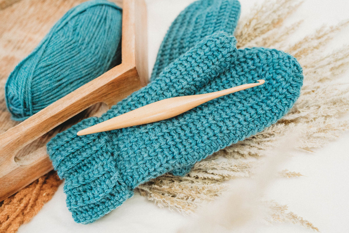 CROCHET PATTERN + VIDEO How to Crochet Mittens, Baby-Adult Crochet Pattern, Winter Glove Mitten Accessories, Beginner Crochet