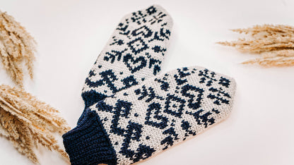 CROCHET PATTERN Traditional Fair Isle Crochet Mitten Pattern, One Size Crochet Pattern, Winter Glove Mitten Accessories