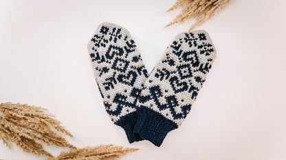 CROCHET PATTERN Traditional Fair Isle Crochet Mitten Pattern, One Size Crochet Pattern, Winter Glove Mitten Accessories