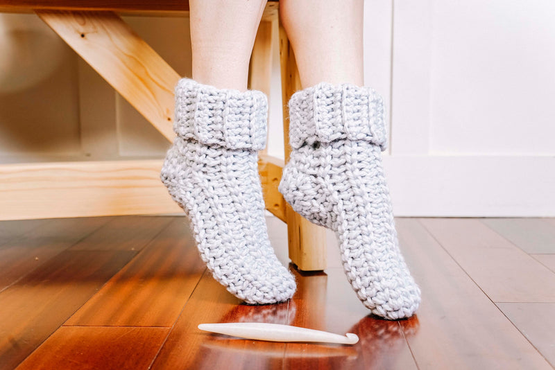 CROCHET PATTERN + VIDEO How To Crochet Bulky Socks. Quick & Easy Crochet Pattern, Instant Pdf Download. Easy Crochet Slipper Socks.