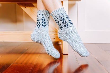 CROCHET PATTERN + VIDEO Vine Colorwork Crochet Sock Pattern, Easy to follow crochet pattern with video, footwear fashion, colorwork crochet