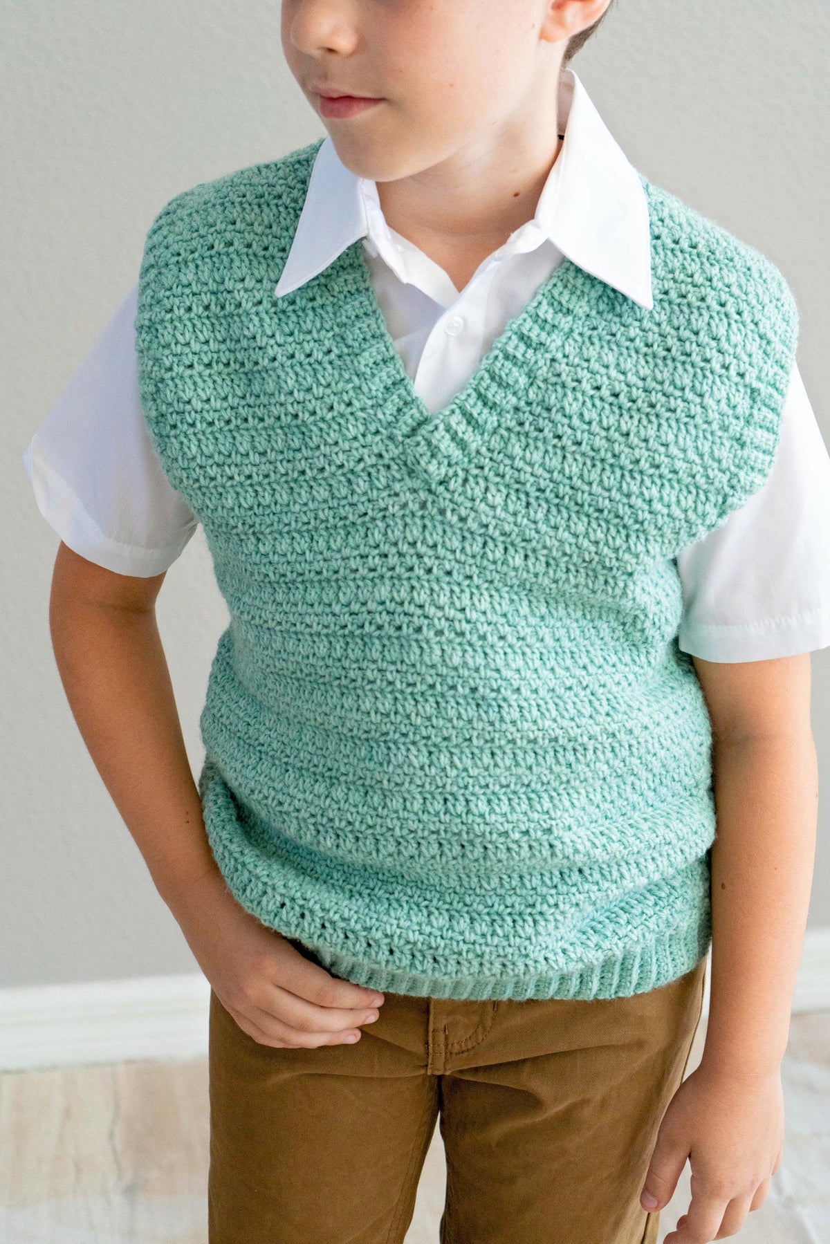 CROCHET PATTERN + VIDEO Heatherly Crochet Vest Instant Download Pdf Pattern, Child- Adult sizes, Crochet Pattern