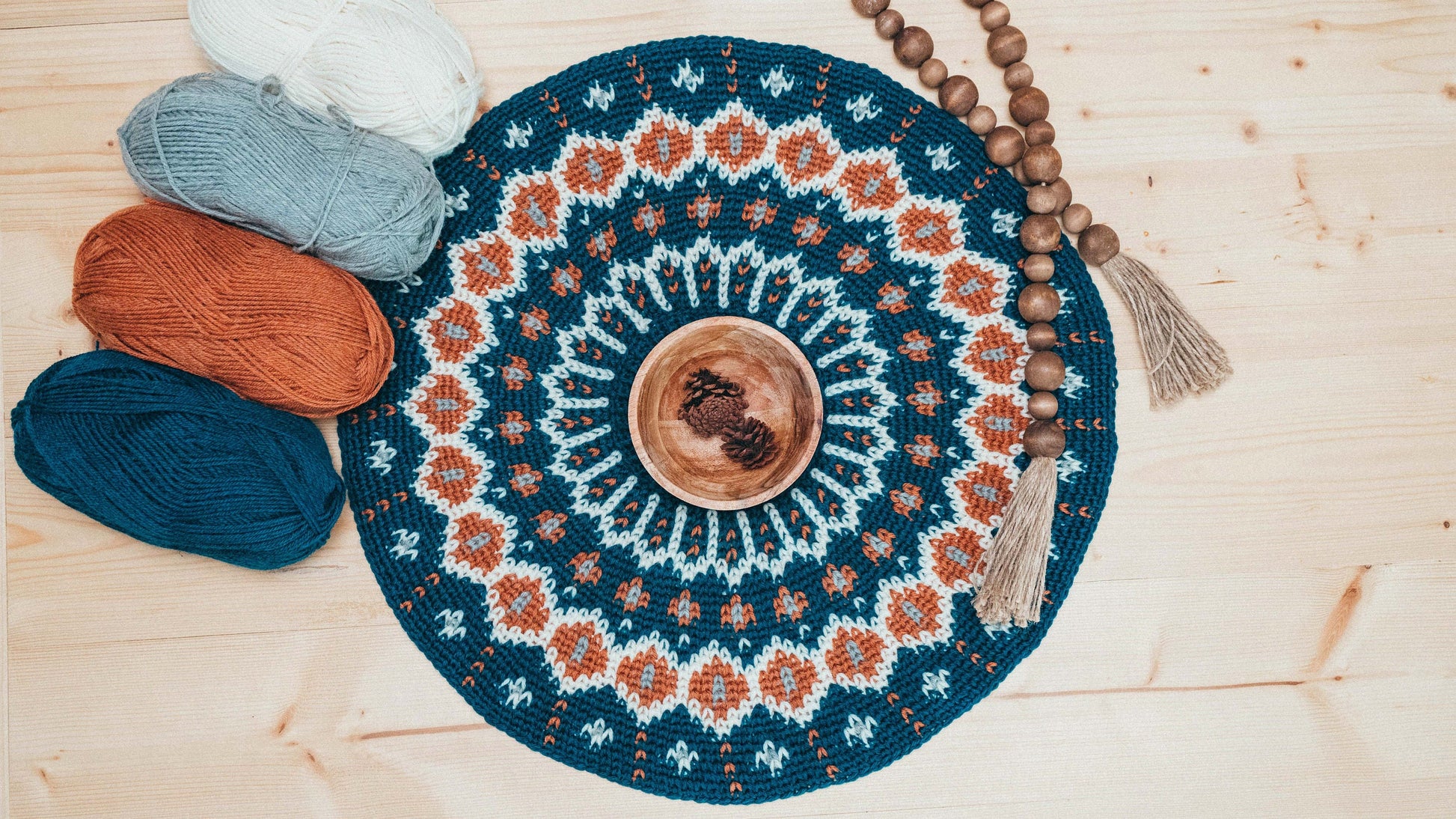 CROCHET PATTERN + VIDEO Fawning over you Colorwork Crochet Sweater, xs to 5X sizes, Pullover Crochet Colorwork Pattern Tutorial
