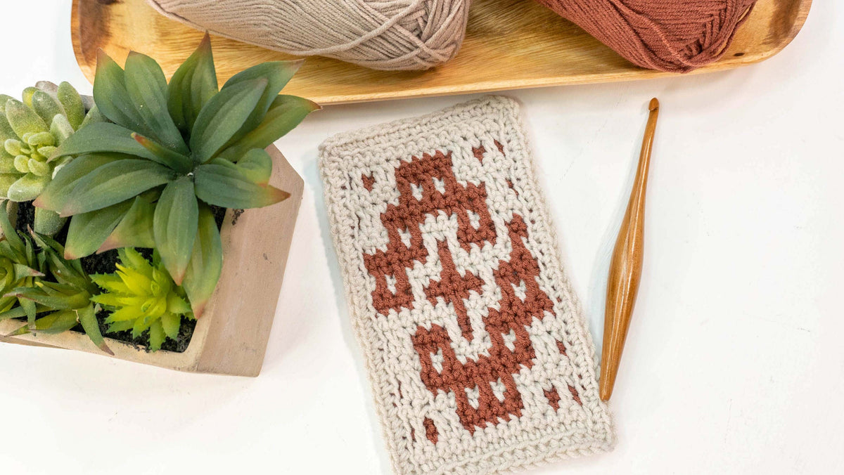 CROCHET PATTERN + VIDEO Waves Mosaic Crochet Blanket Pattern. Learn how to mosaic overlay crochet. Crochet Home Décor Crochet Pattern