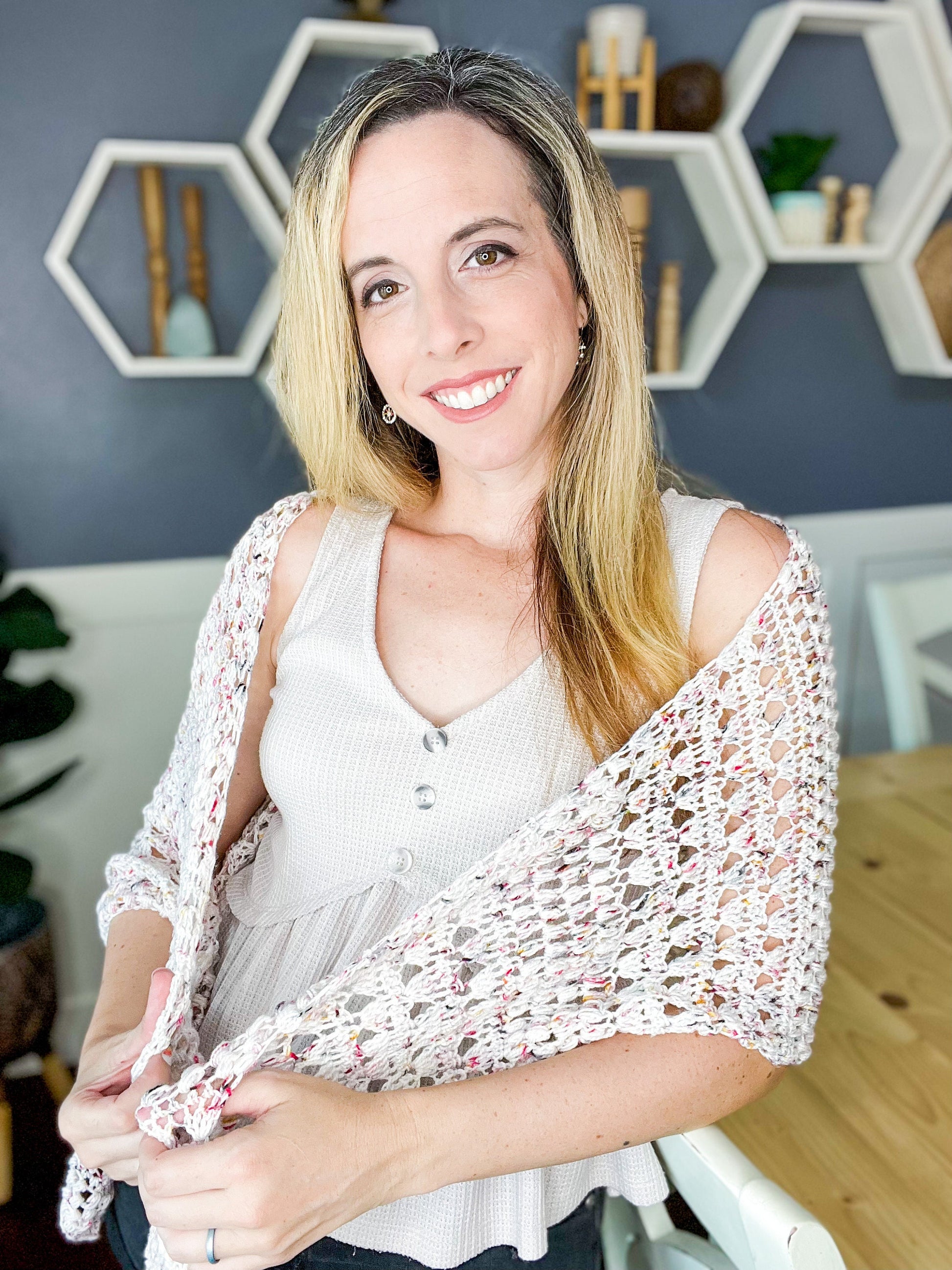 CROCHET PATTERN It's a Wrap Shawl Crochet Easy Pattern, Women's Accessory, Easy to Follow Pattern with Chart