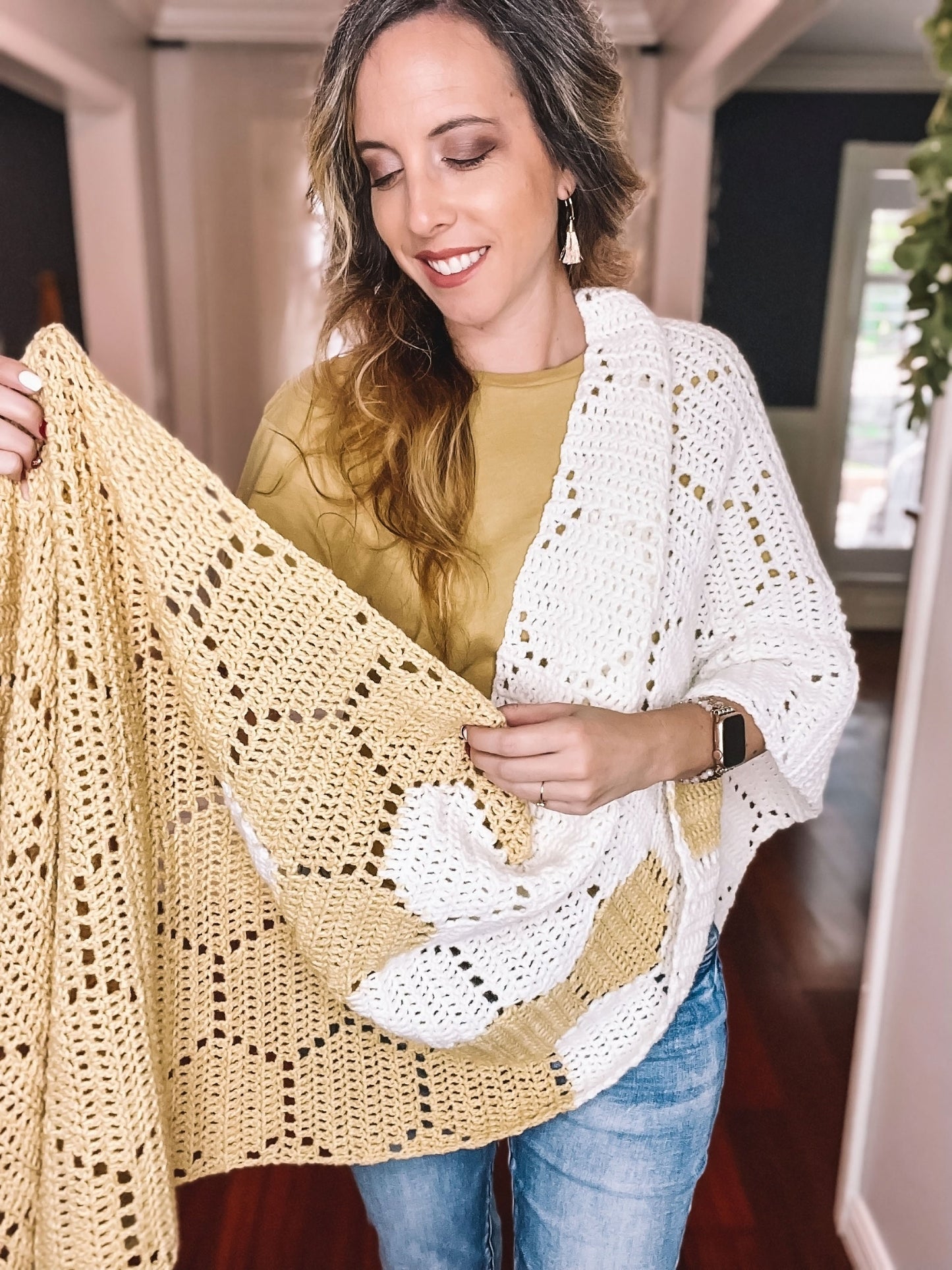 CROCHET PATTERN + VIDEO Modern Honeycomb Shawl Wrap, Easy Filet Crochet, Women's Accessory, Easy Beginner Pattern with Chart, 2 sizes.
