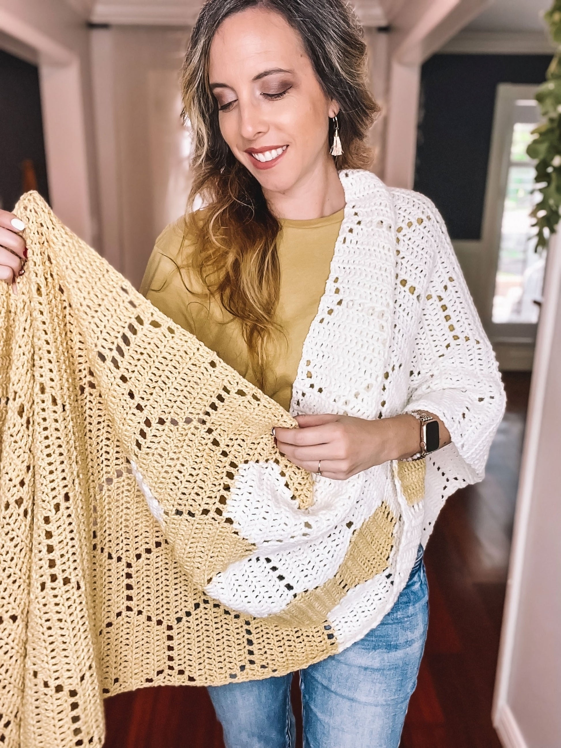 CROCHET PATTERN + VIDEO Modern Honeycomb Shawl Wrap, Easy Filet Crochet, Women's Accessory, Easy Beginner Pattern with Chart, 2 sizes.