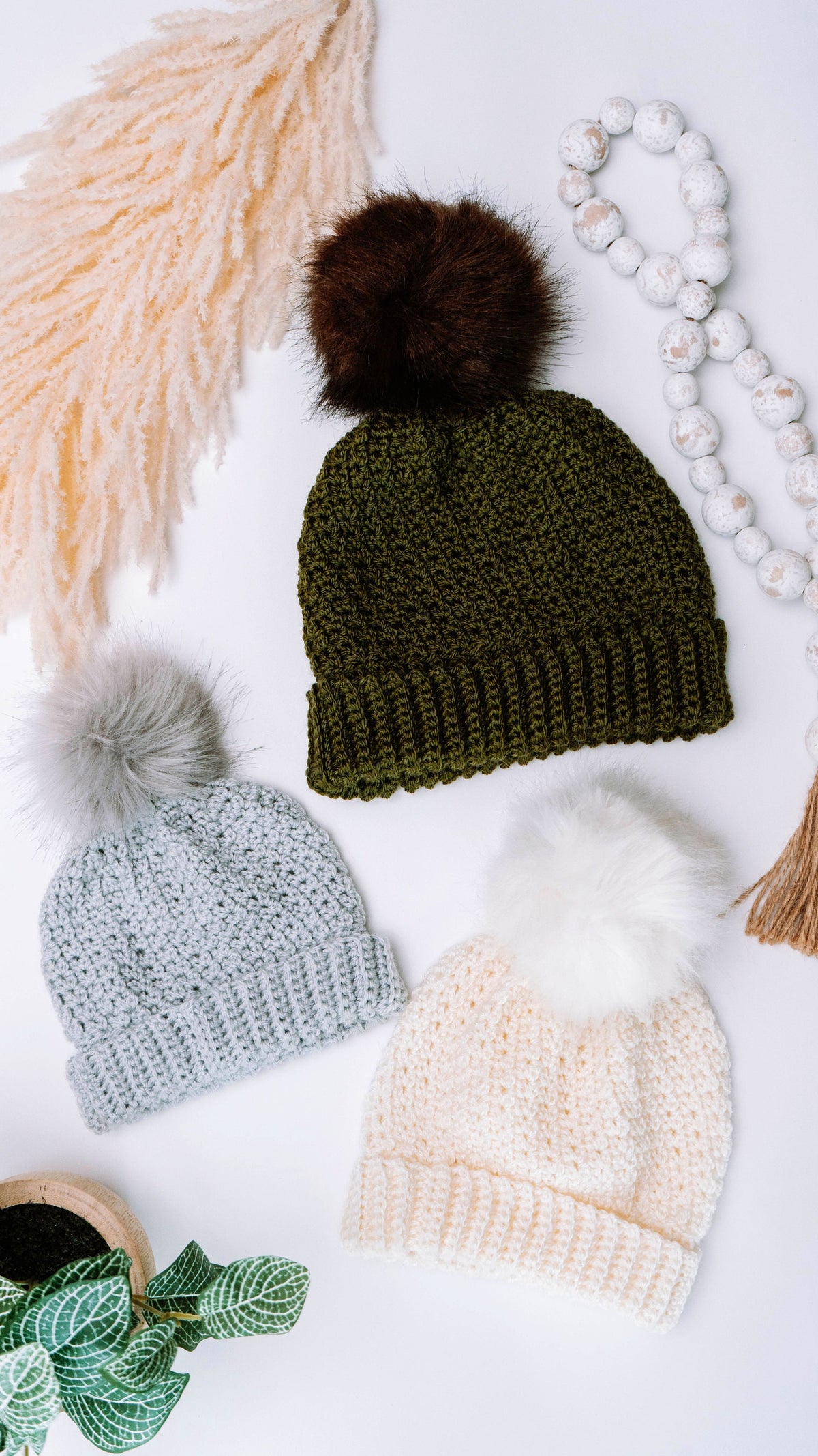 CROCHET PATTERN + VIDEO Create A Cozy Beanie With This Easy Crochet Pattern! Quick and easy crochet hat pattern. Beginner Crochet Pattern.