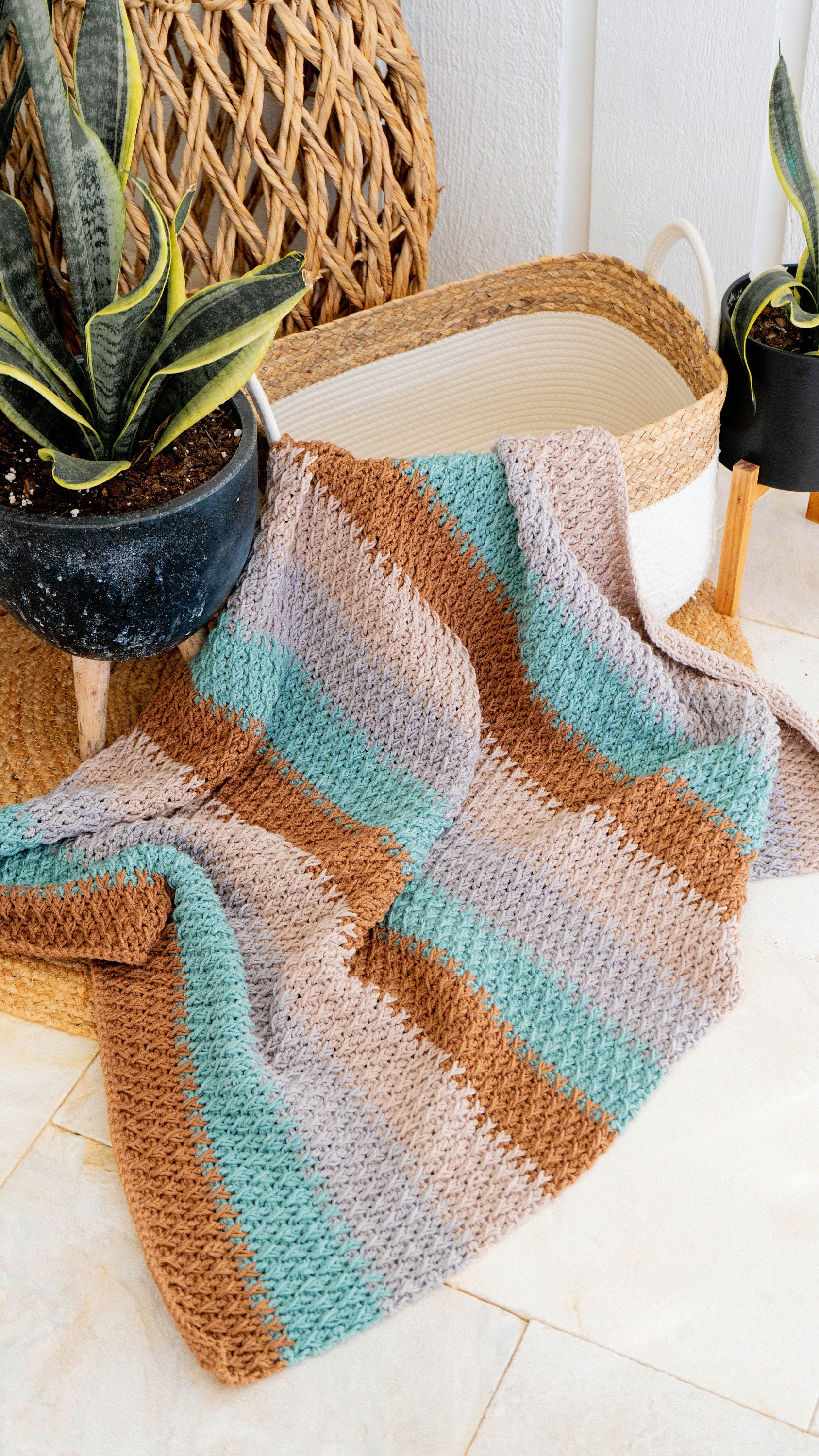 CROCHET PATTERN + VIDEO Alpine Stitch Crochet Blanket Pattern in 18 sizes! This beautiful blanket has chart and video tutorial.