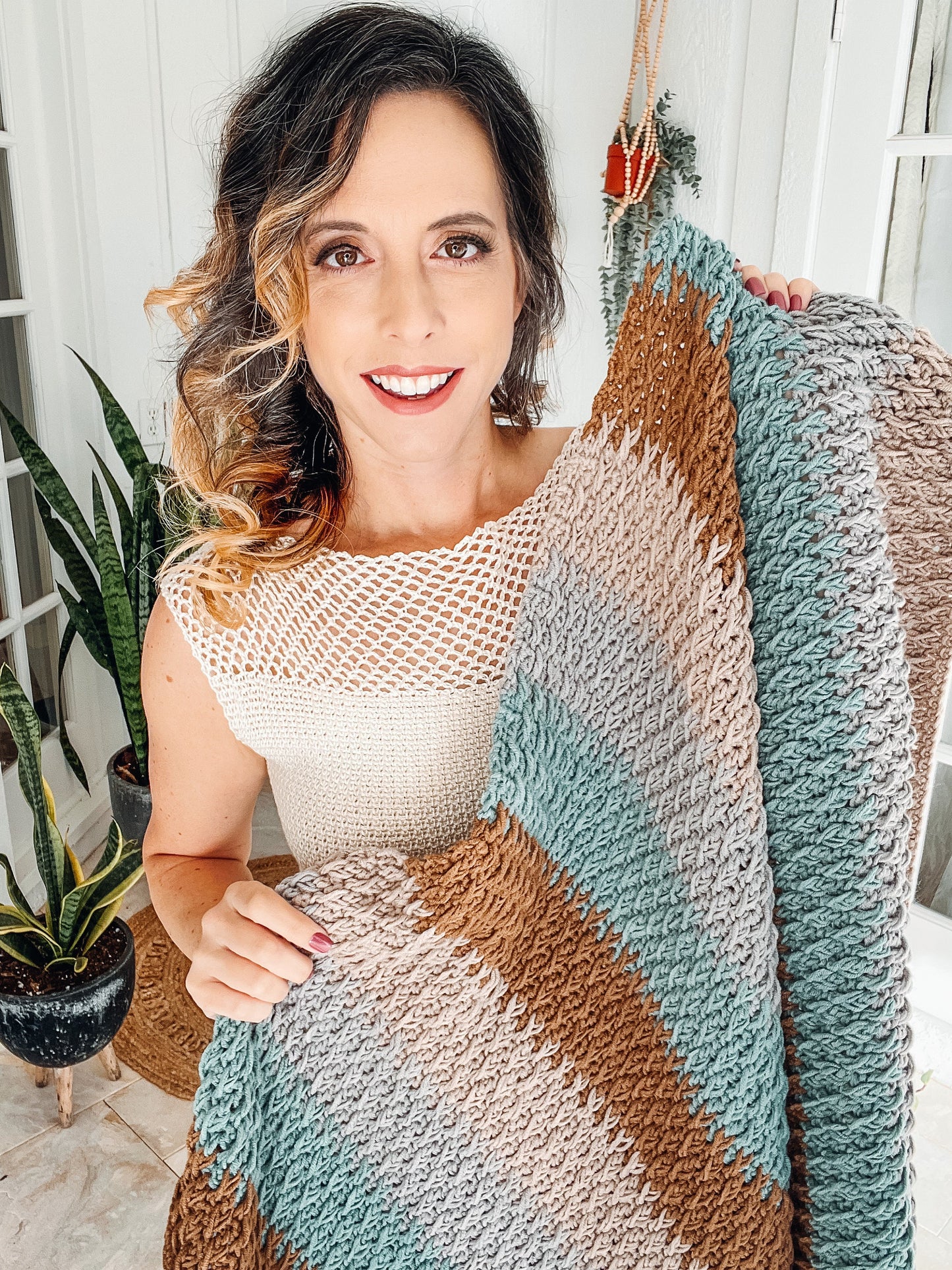 CROCHET PATTERN + VIDEO Alpine Stitch Crochet Blanket Pattern in 18 sizes! This beautiful blanket has chart and video tutorial.