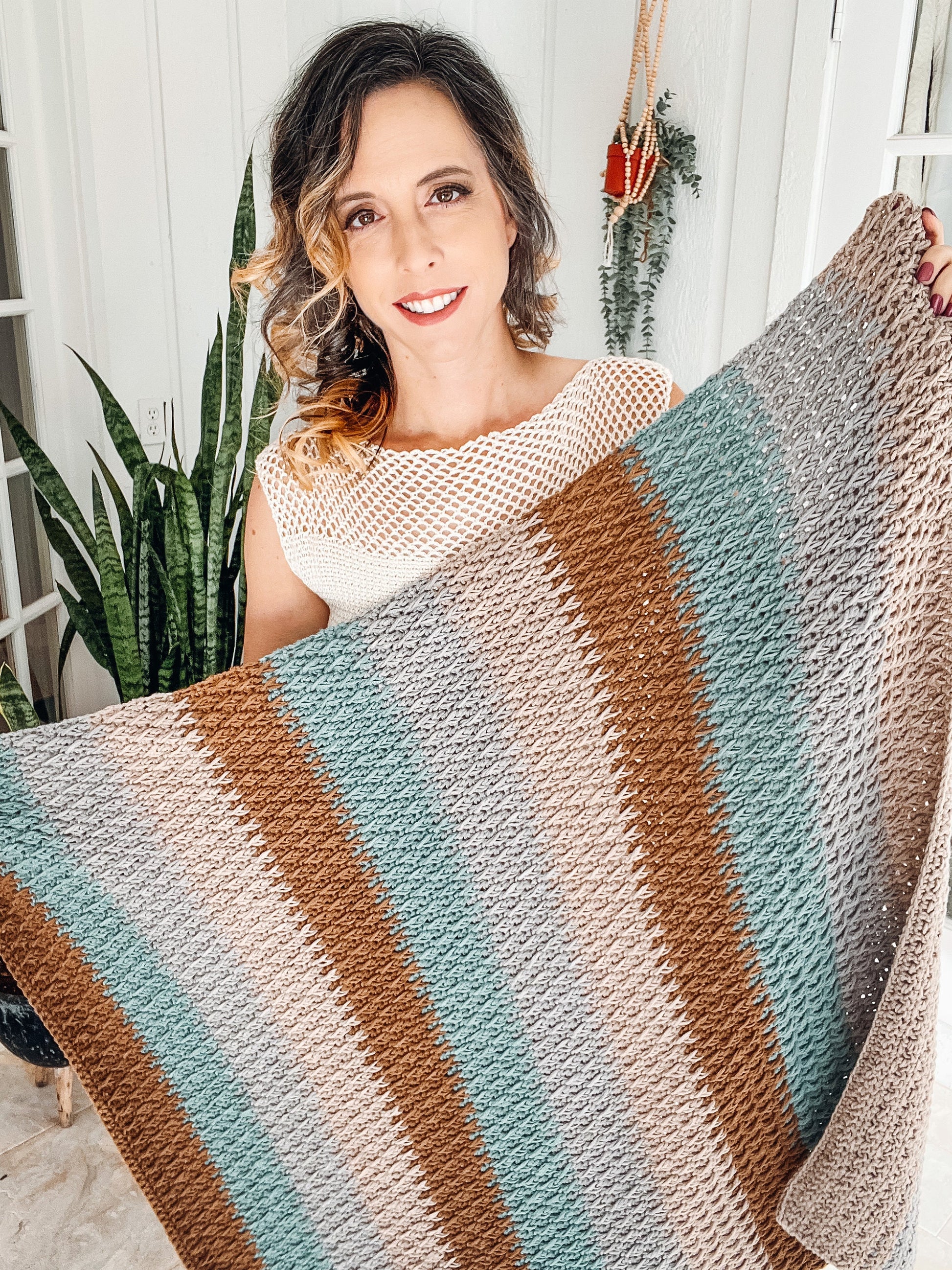 CROCHET PATTERN + VIDEO Alpine Stitch Crochet Blanket Pattern in 18 sizes! This beautiful blanket has chart and video tutorial.