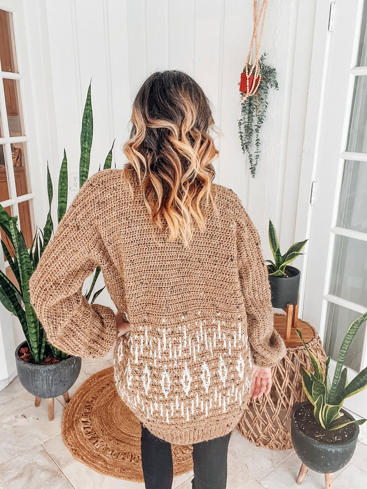 CROCHET PATTERN + VIDEO Learn to Crochet an Incredible Cardigan Using the Mosaic Crochet Technique, Women's Crochet Cardigan Cozy