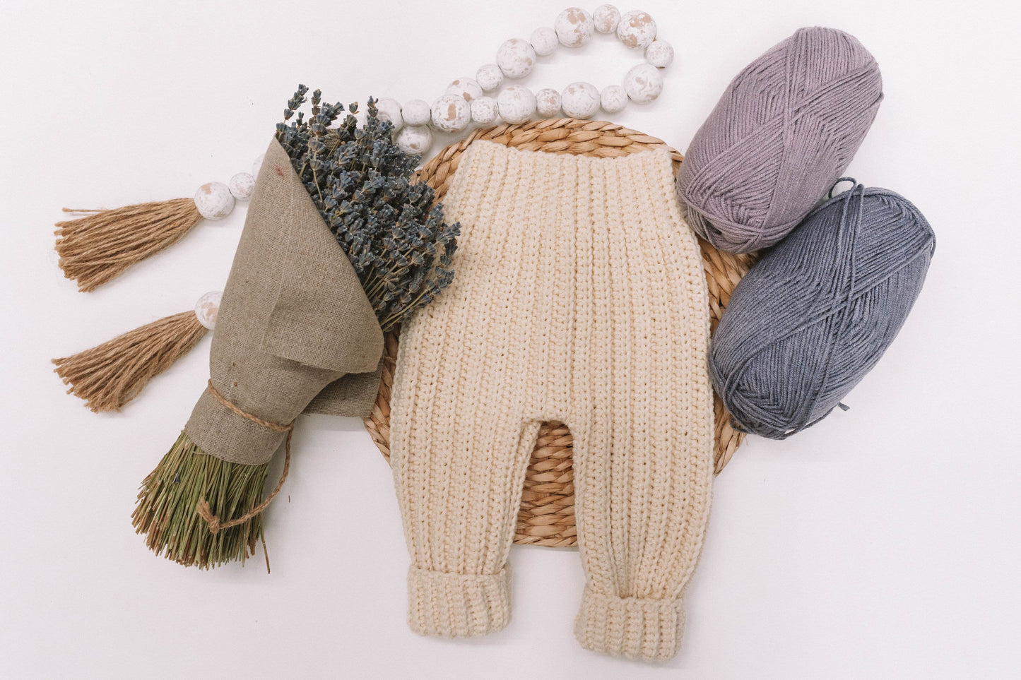 CROCHET PATTERN + VIDEO Easy Crochet Baby Pants Pattern + Video Tutorial. Sizes Newborn (3 months, 6-9 months, 12-18 months, 2-3 years).