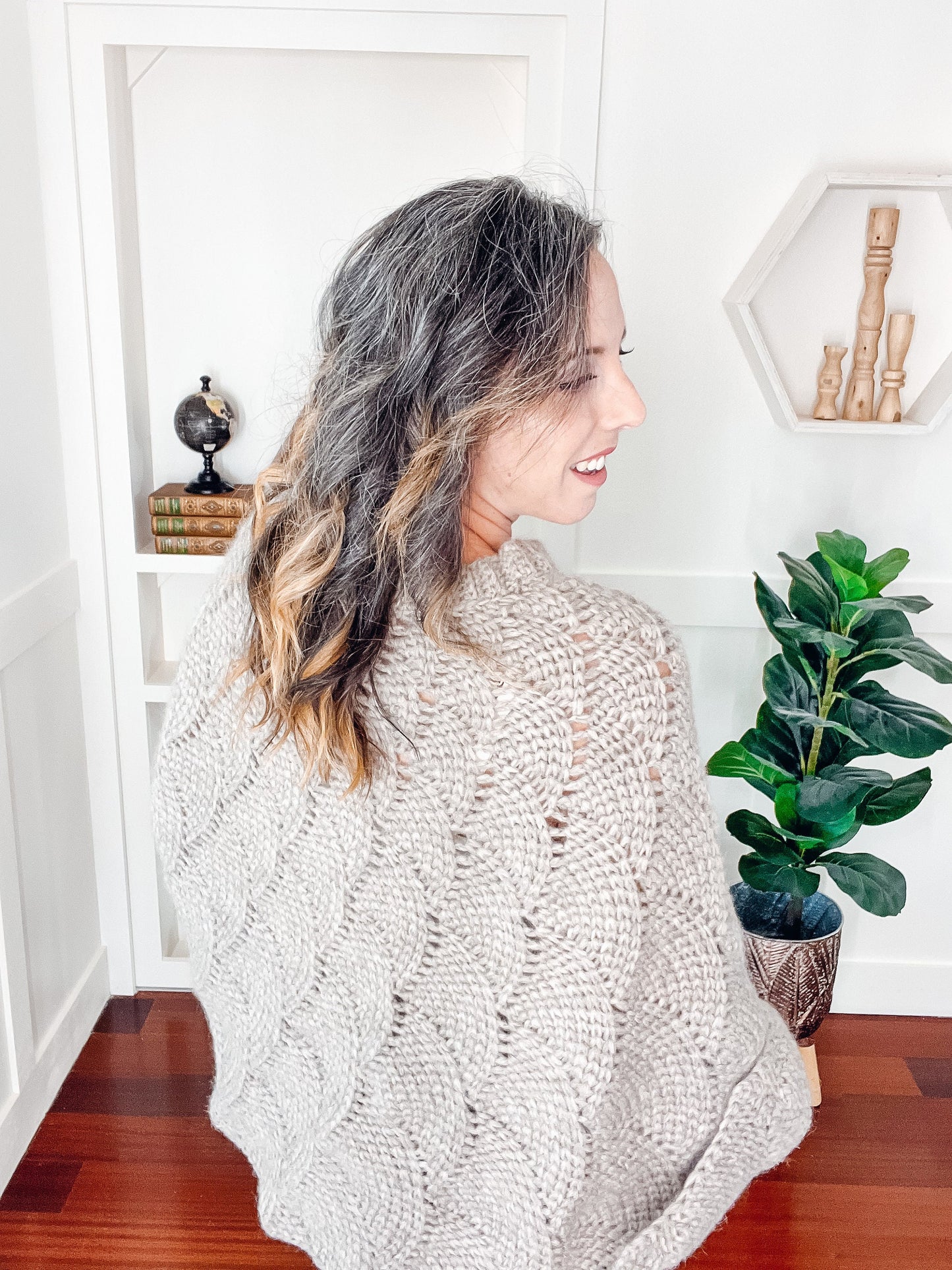 CROCHET PATTERN + VIDEO Enchanted Crochet Poncho, Learn to Make a Crochet Poncho with a Video Tutorial, Crochet Poncho, 3 Sizes Included.