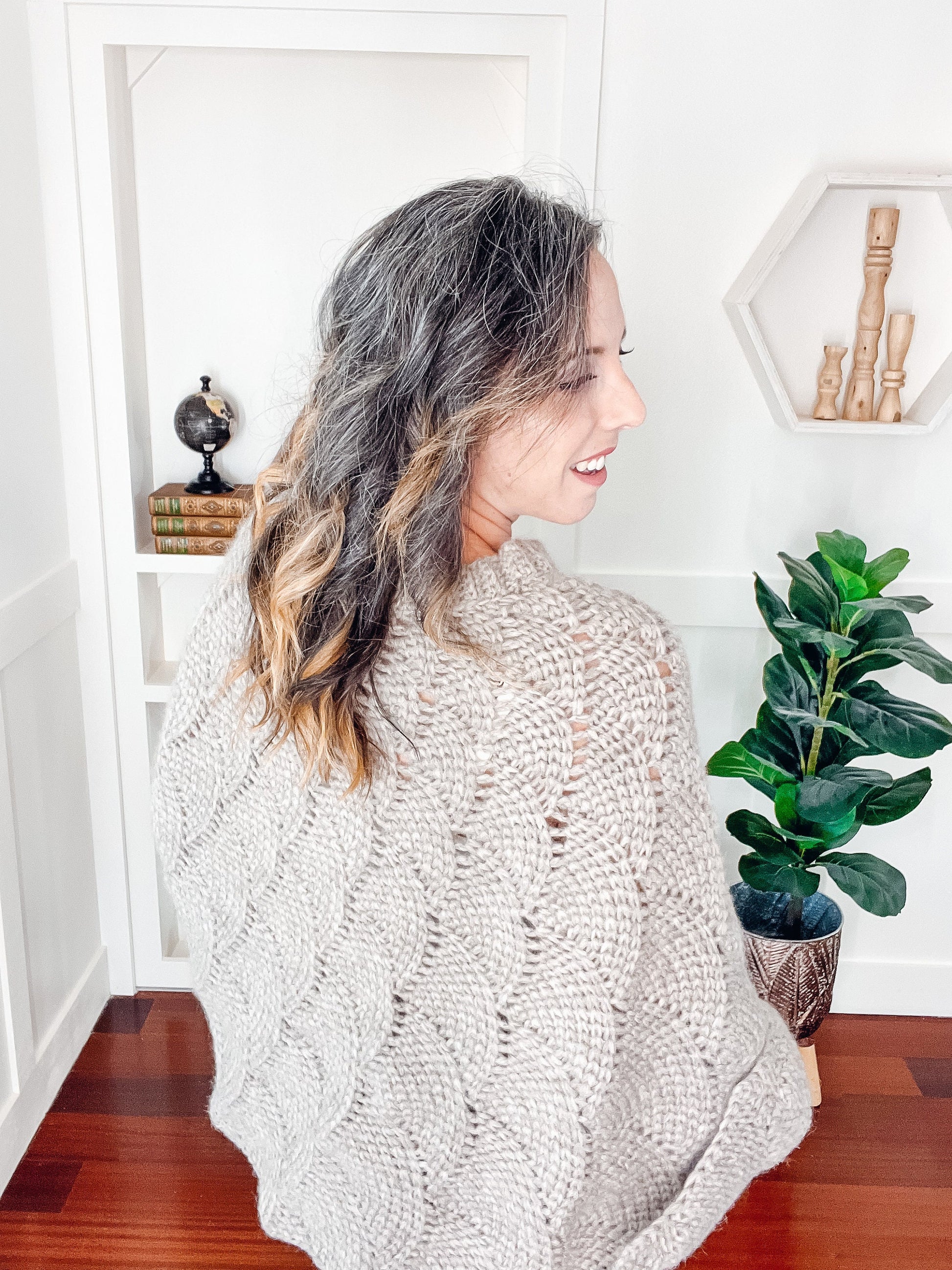 CROCHET PATTERN + VIDEO Enchanted Crochet Poncho, Learn to Make a Crochet Poncho with a Video Tutorial, Crochet Poncho, 3 Sizes Included.