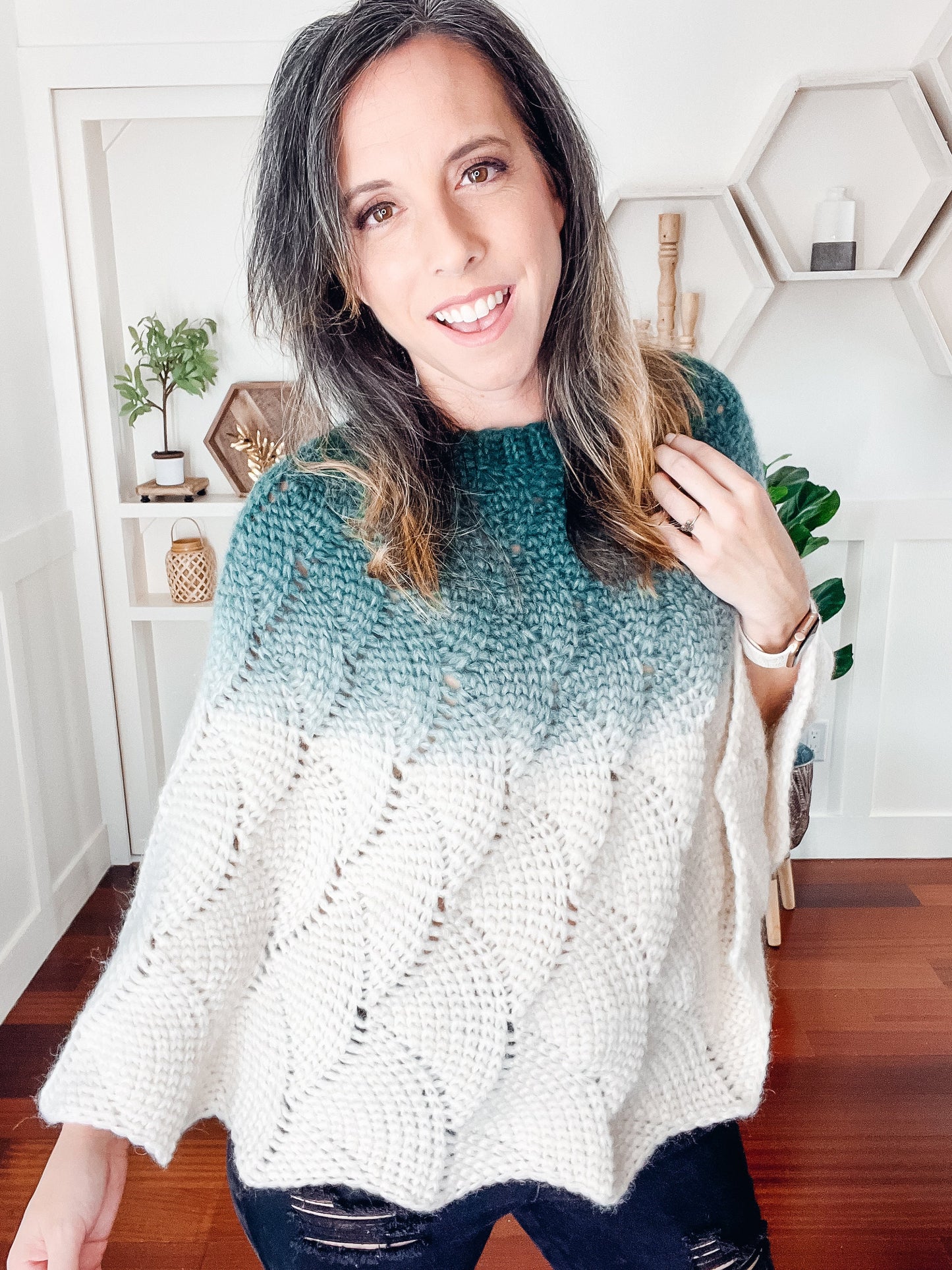 CROCHET PATTERN + VIDEO Enchanted Crochet Poncho, Learn to Make a Crochet Poncho with a Video Tutorial, Crochet Poncho, 3 Sizes Included.