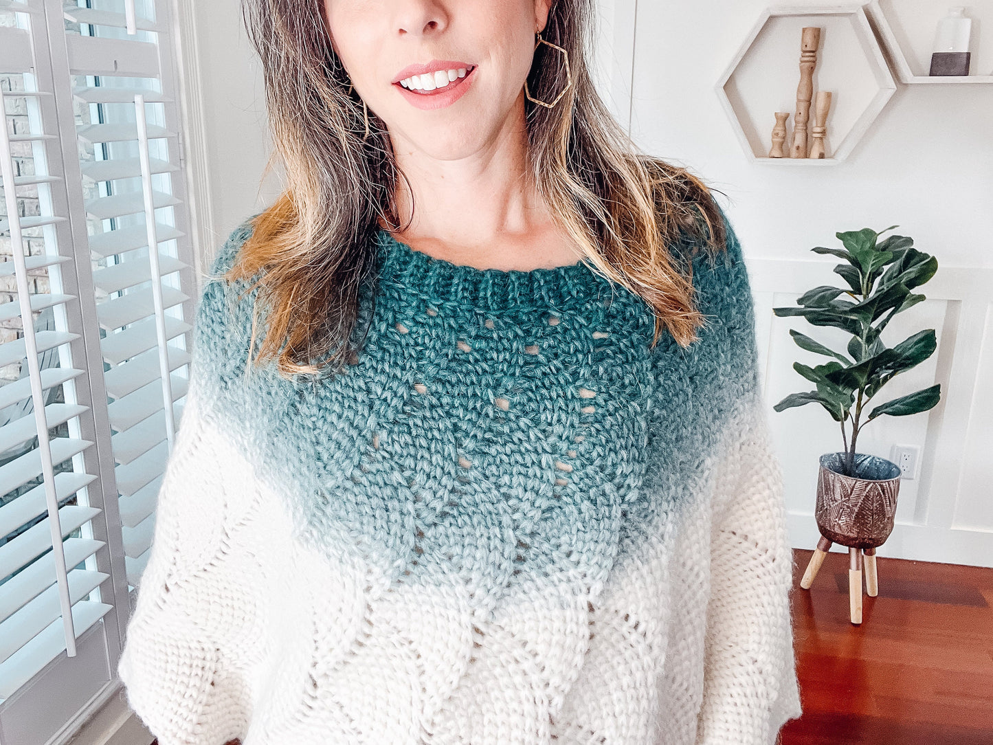 CROCHET PATTERN + VIDEO Enchanted Crochet Poncho, Learn to Make a Crochet Poncho with a Video Tutorial, Crochet Poncho, 3 Sizes Included.