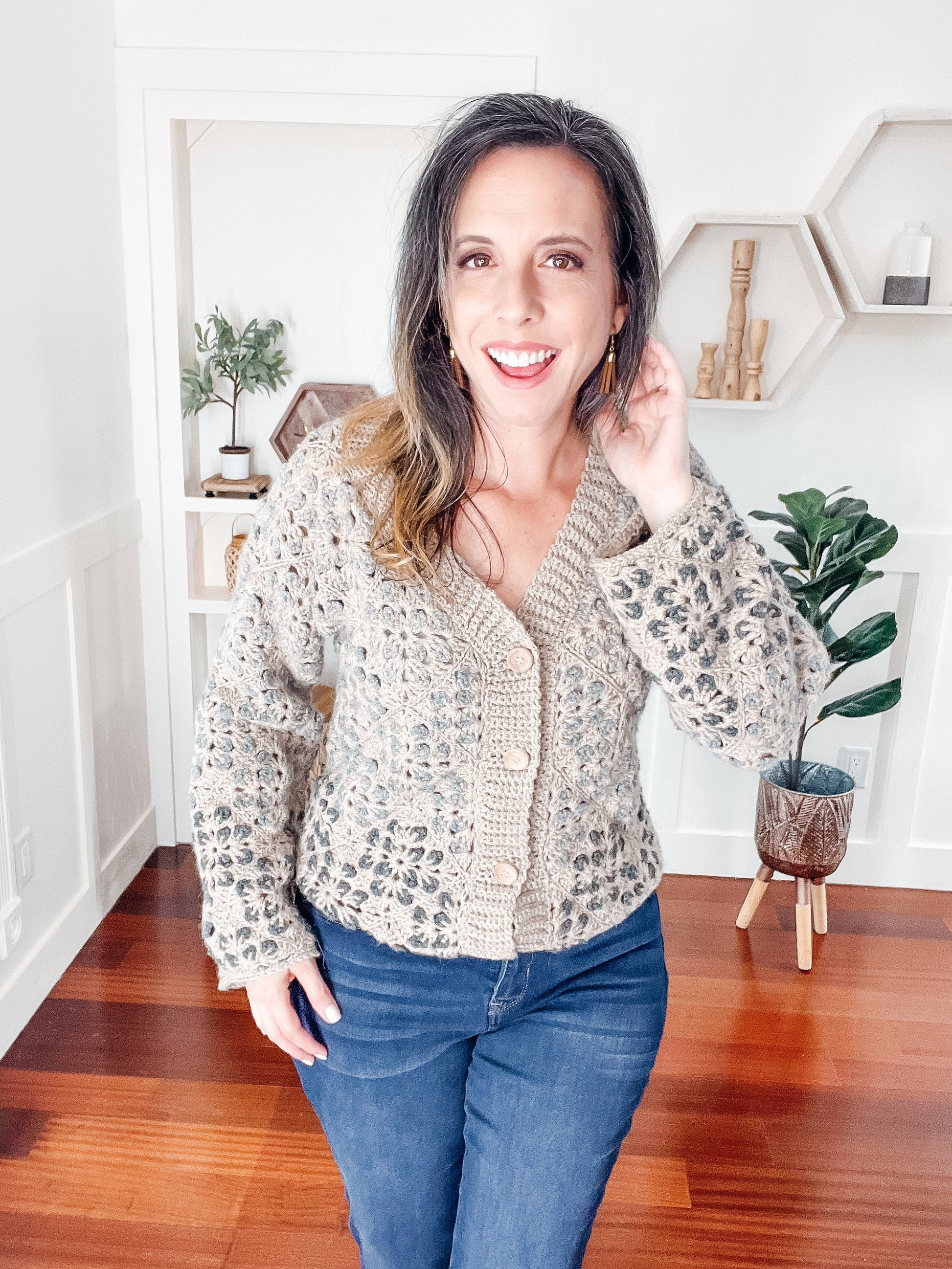 CROCHET PATTERN + VIDEO Crochet Granny Square Cardigan & Sweater Pattern in Sizes xs to 5X and Includes a Video Tutorial + Charts
