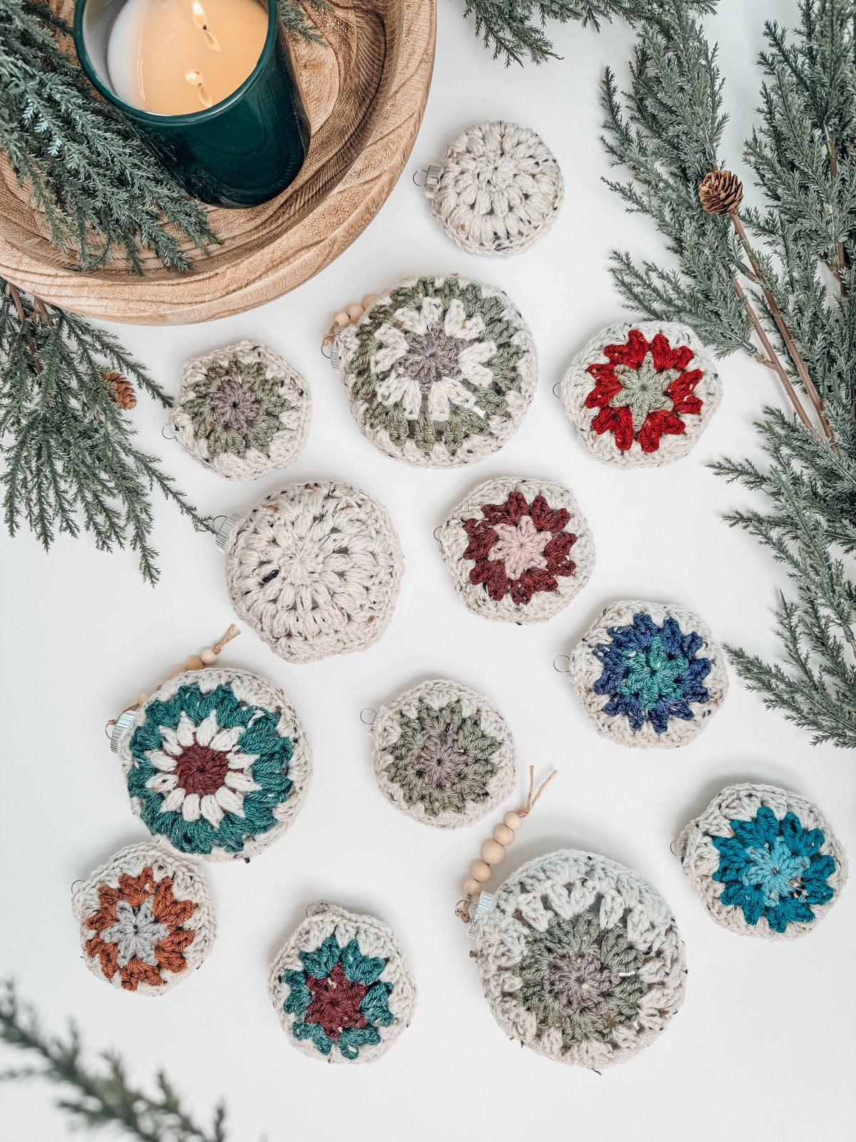 CROCHET PATTERN + VIDEO How to Crochet A Granny Hexagon Christmas Ornament. Instant Digital Download Pattern - Easy Bauble