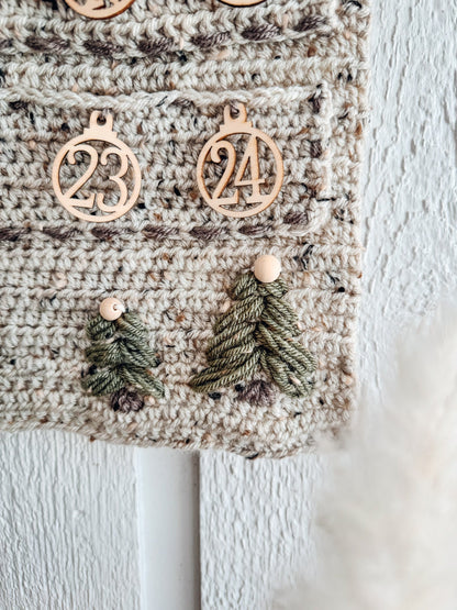 CROCHET PATTERN + VIDEO Christmas Crochet Advent Calendar Pattern. Count Down To Christmas - Cute Pine Christmas Tree + Holiday Gift Tags!