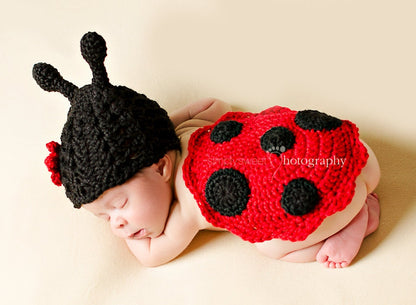 CROCHET PATTERNS 2 Crochet Baby Pattern, the Ladybug and Bunny Hat and Bum Covers, Newborn Photography