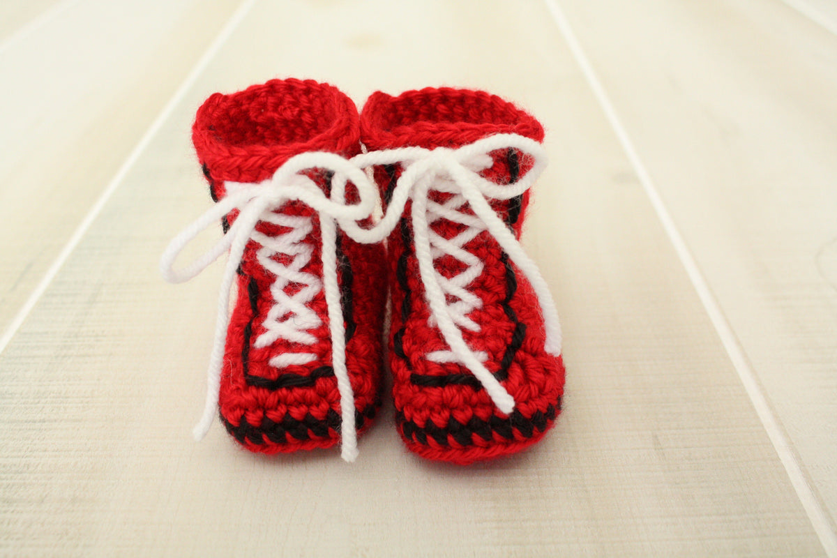 CROCHET PATTERN Baby Boxer Gloves and Boxing Shorts Patterb Instant Download, Preemie- 6 Months, includes Baby Boxer Shoes