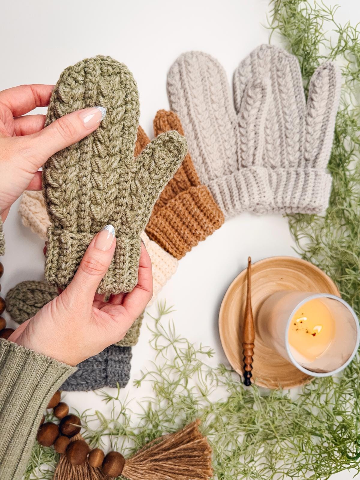 CROCHET PATTERN + VIDEO Winter Wheat Stitch™ Crochet Mittens Pattern - 6 Sizes Baby to Adult, Flat One-Piece Design Wheat Stitch™ Gloves