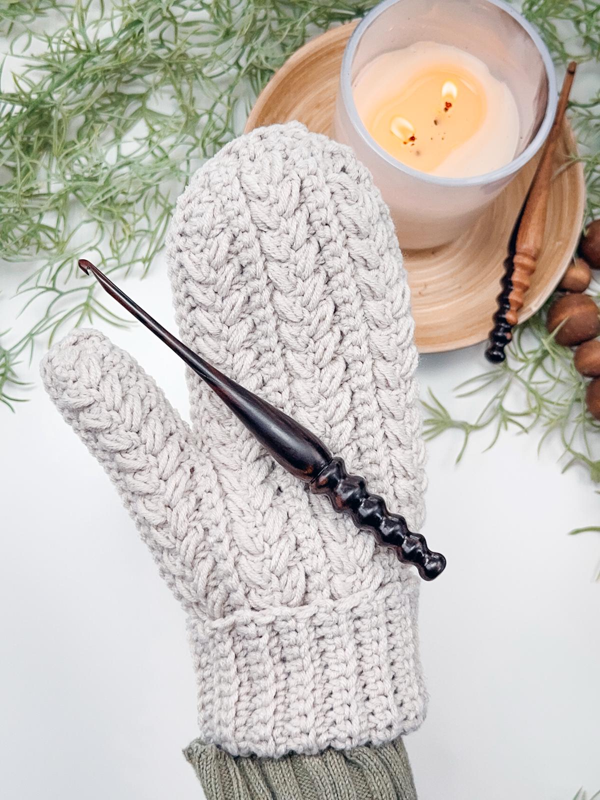 CROCHET PATTERN + VIDEO Winter Wheat Stitch™ Crochet Mittens Pattern - 6 Sizes Baby to Adult, Flat One-Piece Design Wheat Stitch™ Gloves