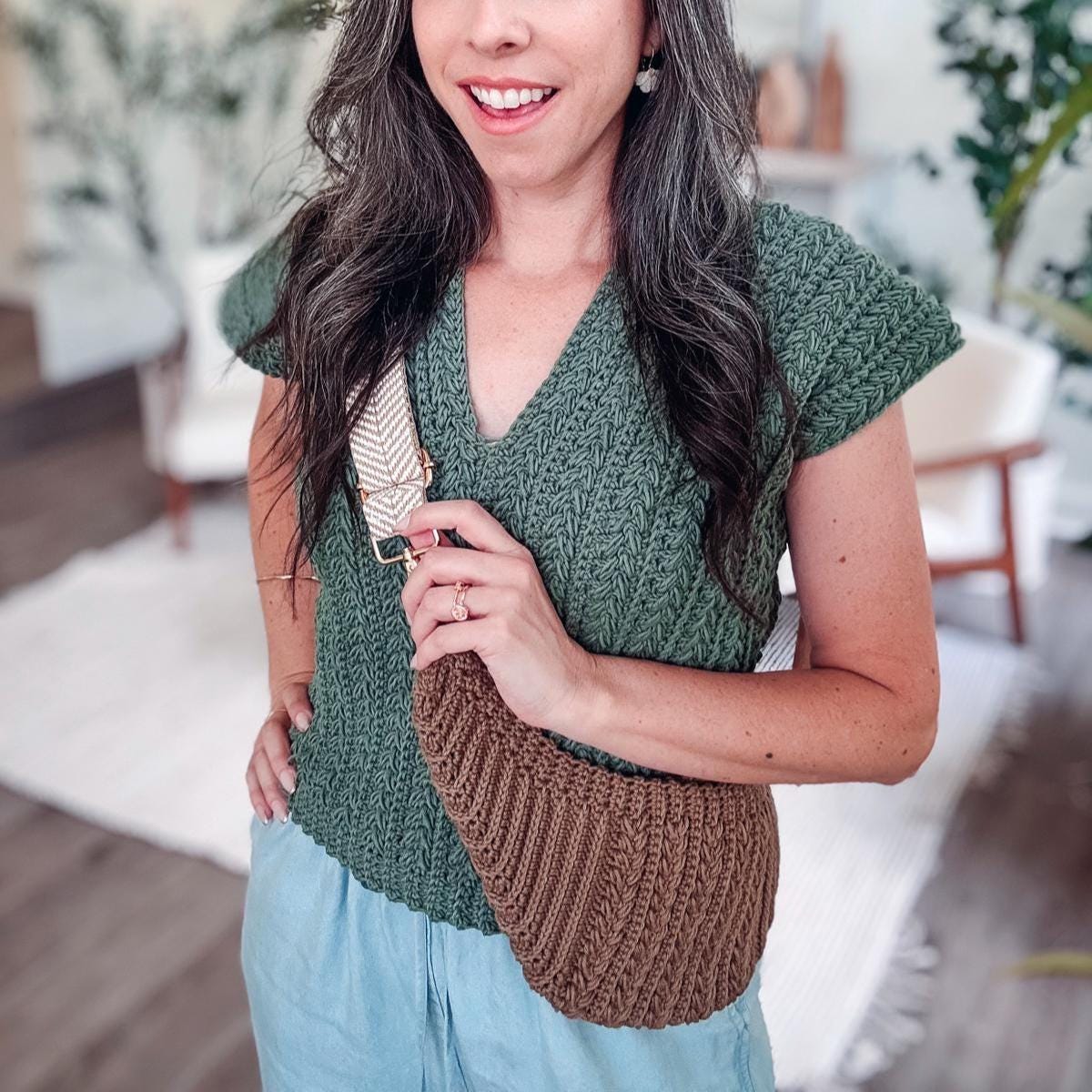 CROCHET PATTERN + VIDEO Summer House Crossbody Crochet Bag Pattern. Easy One Piece Crochet Bag with Video Tutorial & Written Pattern