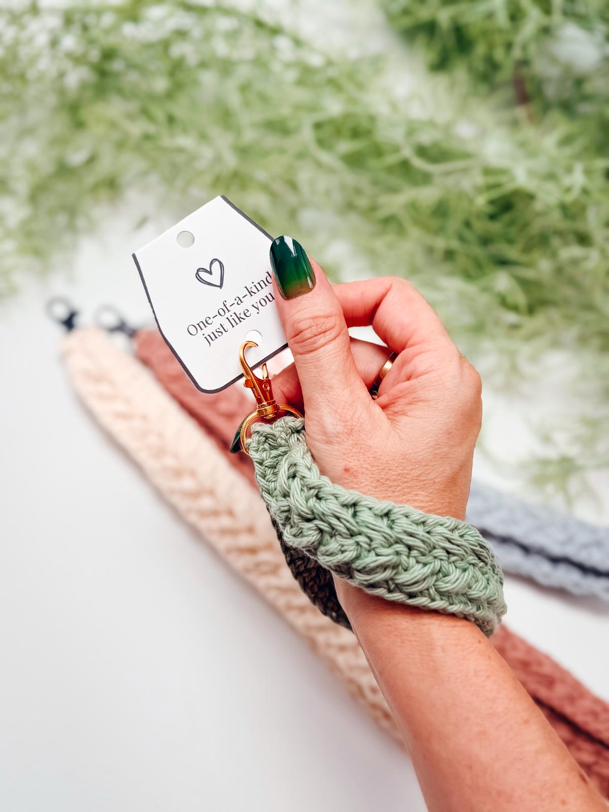 CROCHET PATTERN + VIDEO Crochet Wheat Stitch Keychain & Lanyard Pattern and Bonus Tag Printables Instant Pdf Download Wristlet Badge Strap